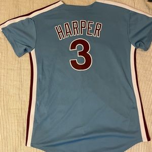 Philadelphia Phillies… Bryce Harper jersey… youth XL… Fits like women’s medium